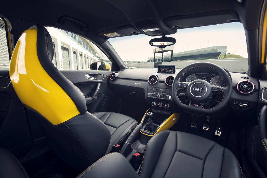 Торпедо Audi S1 Sportback (8X) 2014 года  (ZA) (фото 9 из 11)